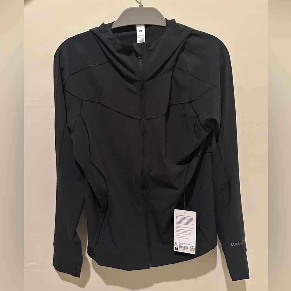 Lululemon - NWT Black Zip-Up Hoodie - Size 10